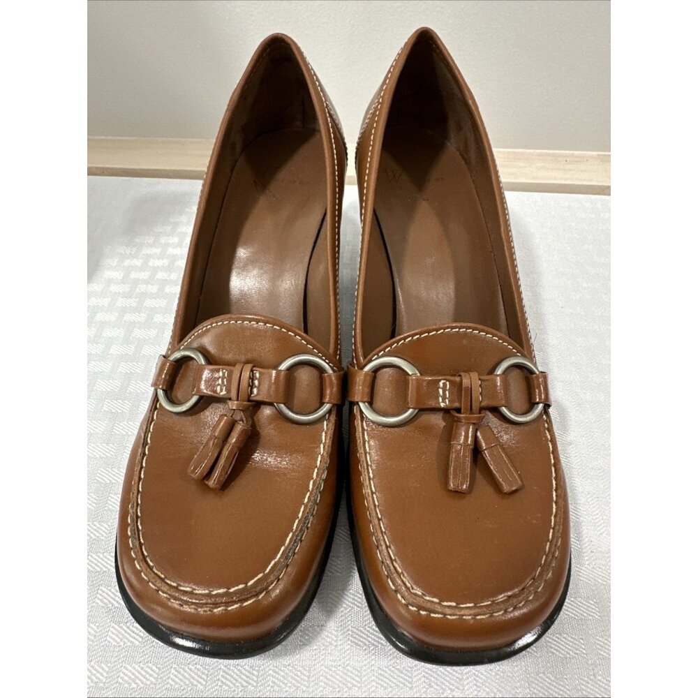 White Mountain Pump Heels Women's Sz 7m Brown Leather Slip On Square Toe Tassels